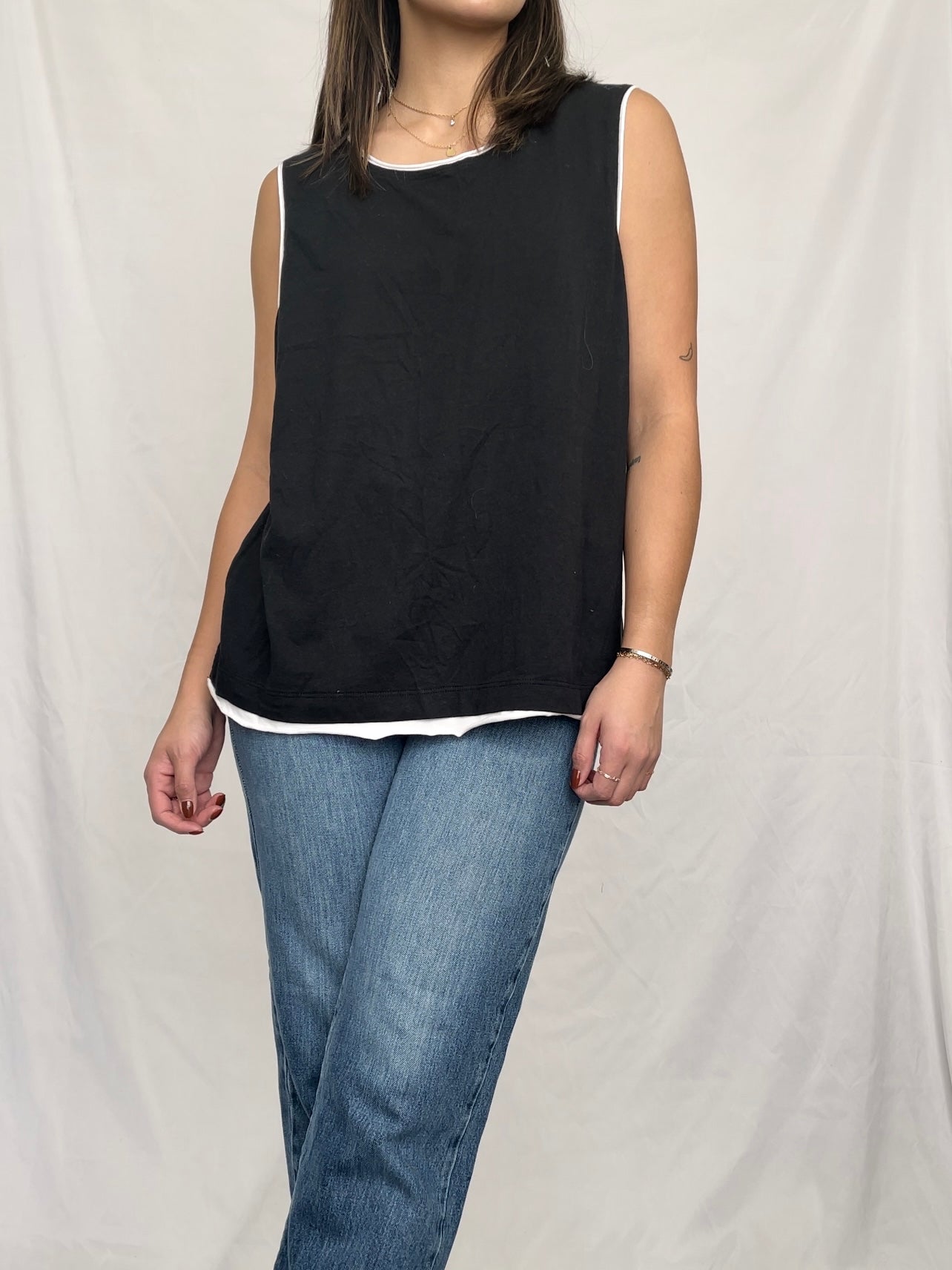 Contrast Tank (L)