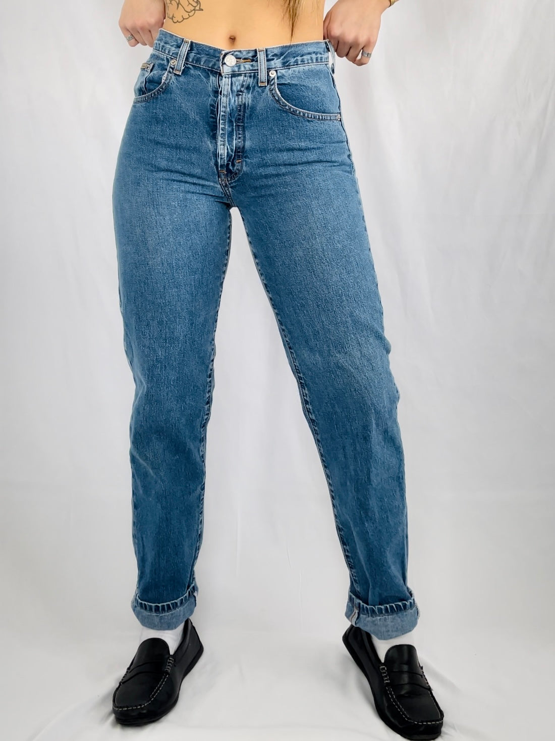 CK Button Fly Mom Jeans (26x30)