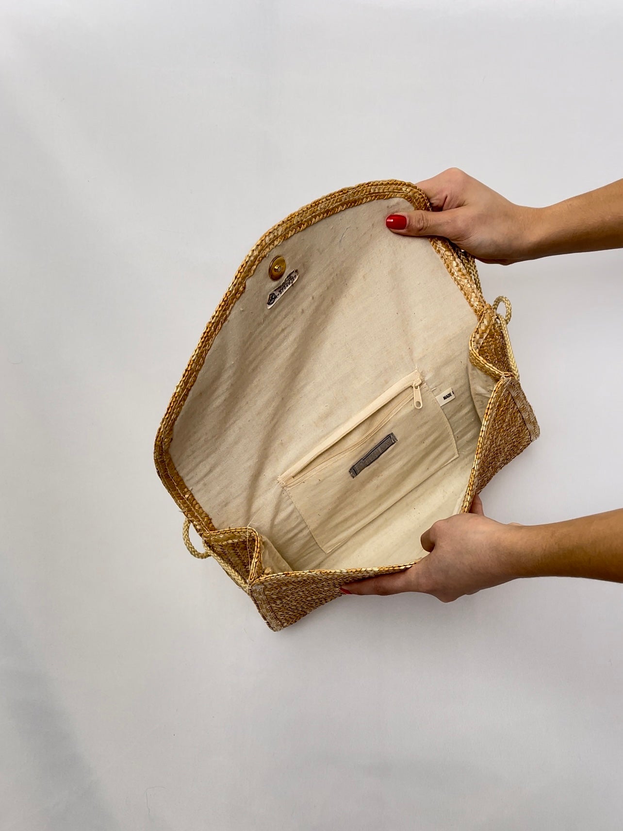 Woven Envelope Bag