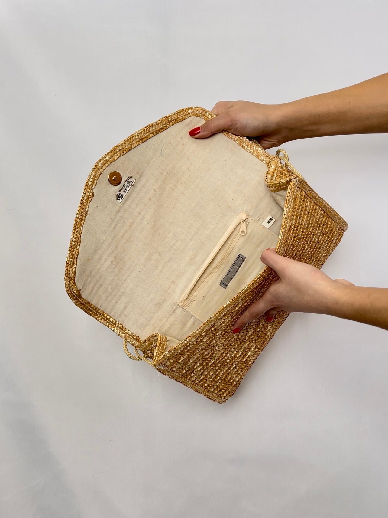 Woven Envelope Bag