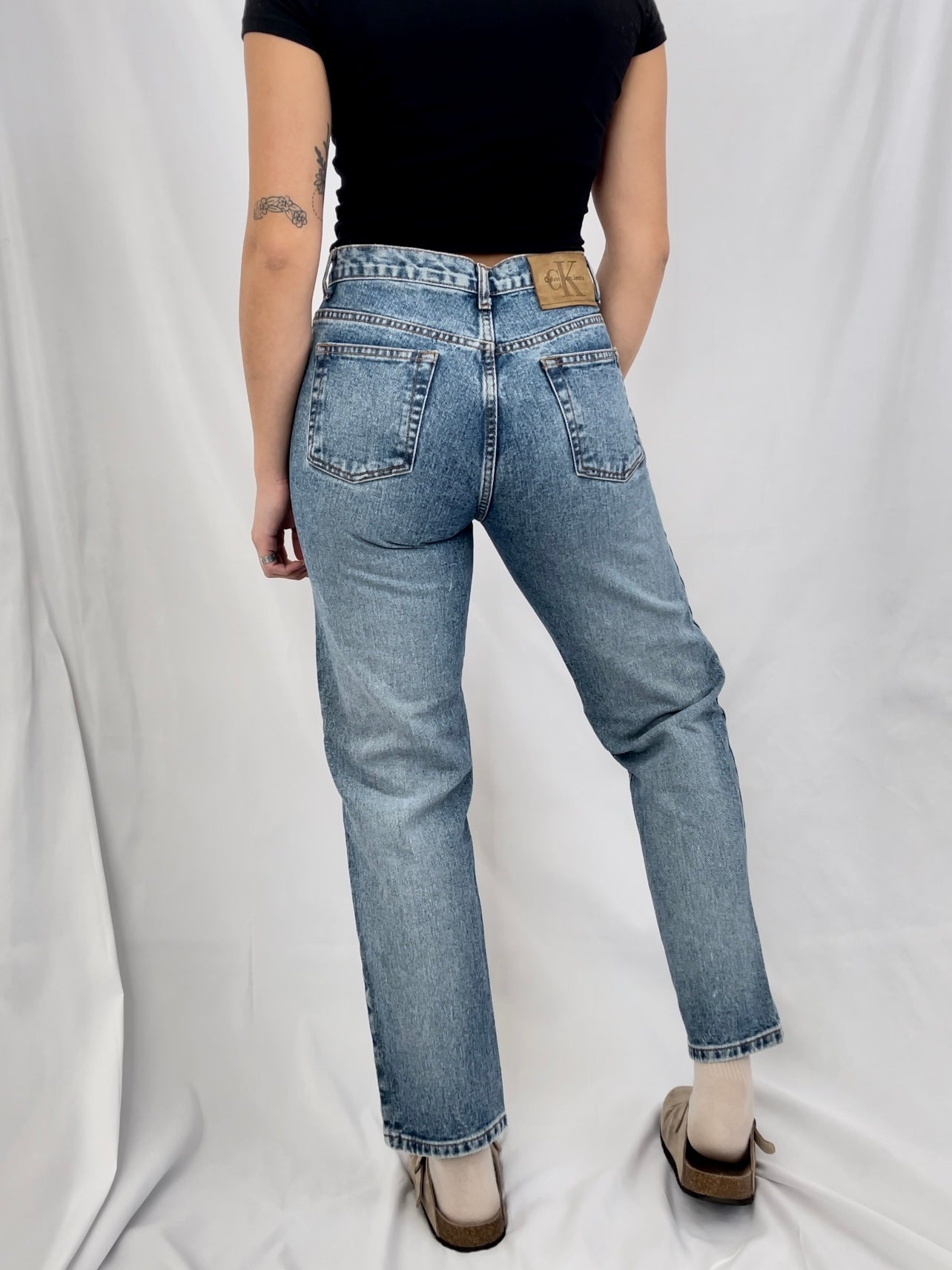 CK Easy Fit Jeans (28”)